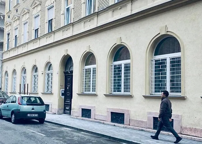 Downtown Mini * Budapest